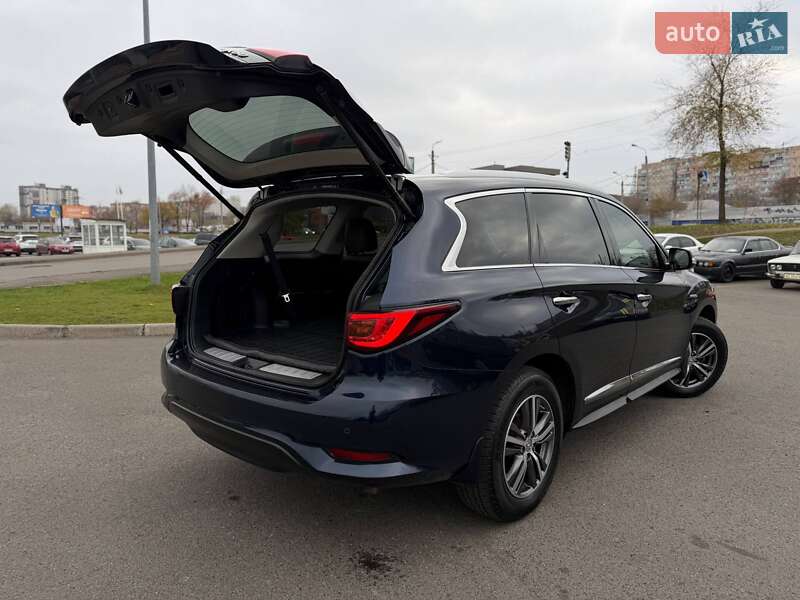 Внедорожник / Кроссовер Infiniti QX60 2018 в Кривом Роге фото 30 Внедорожник / Кроссовер Infiniti QX60 2018 в Кривом Роге