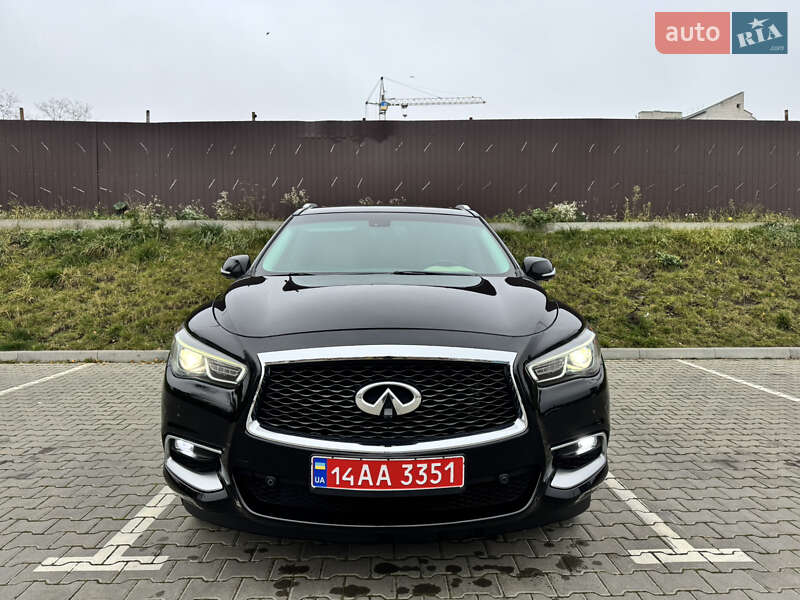 Внедорожник / Кроссовер Infiniti QX60 2016 в Тернополе