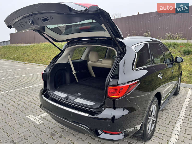 Внедорожник / Кроссовер Infiniti QX60 2016 в Тернополе