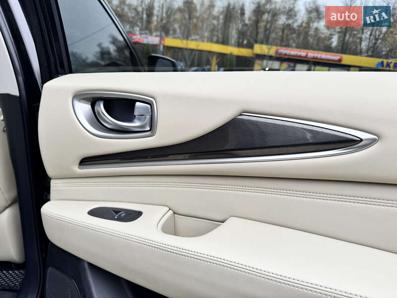 Внедорожник / Кроссовер Infiniti QX60 2016 в Тернополе