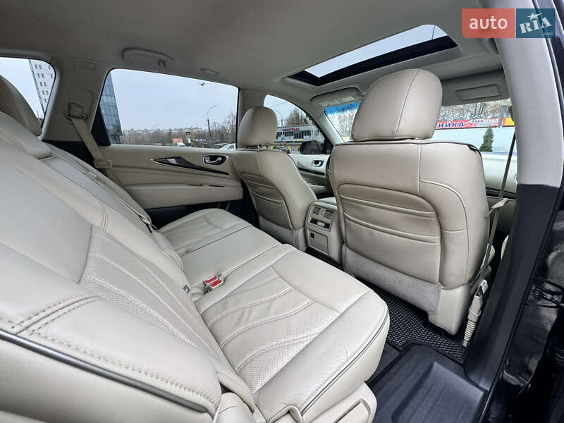 Внедорожник / Кроссовер Infiniti QX60 2016 в Тернополе