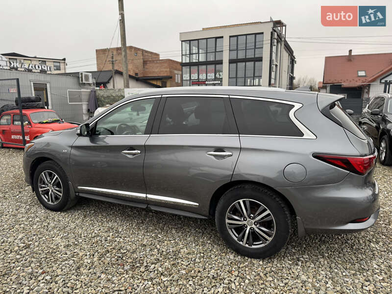 Внедорожник / Кроссовер Infiniti QX60 2016 в Ивано-Франковске