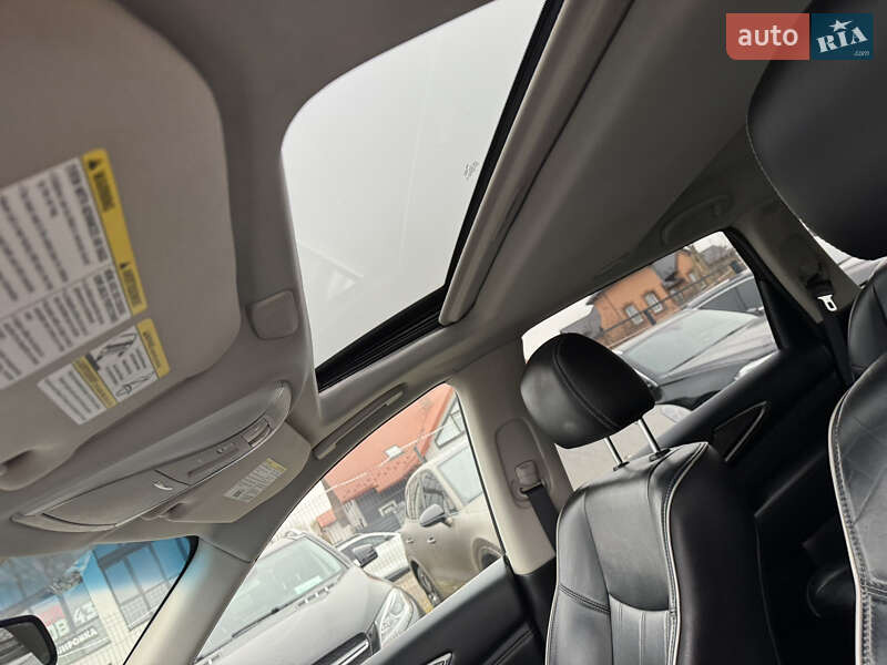 Внедорожник / Кроссовер Infiniti QX60 2016 в Ивано-Франковске