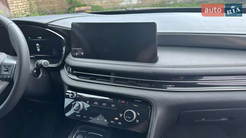 Позашляховик / Кросовер Infiniti QX60 2024 в Києві