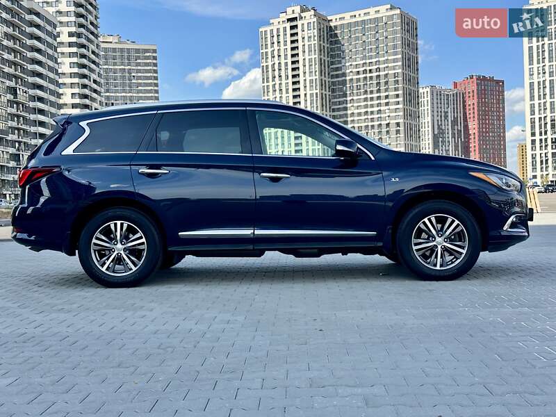 Внедорожник / Кроссовер Infiniti QX60 2020 в Киеве