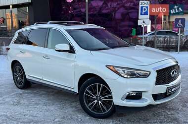 Позашляховик / Кросовер Infiniti QX60 2016 в Києві