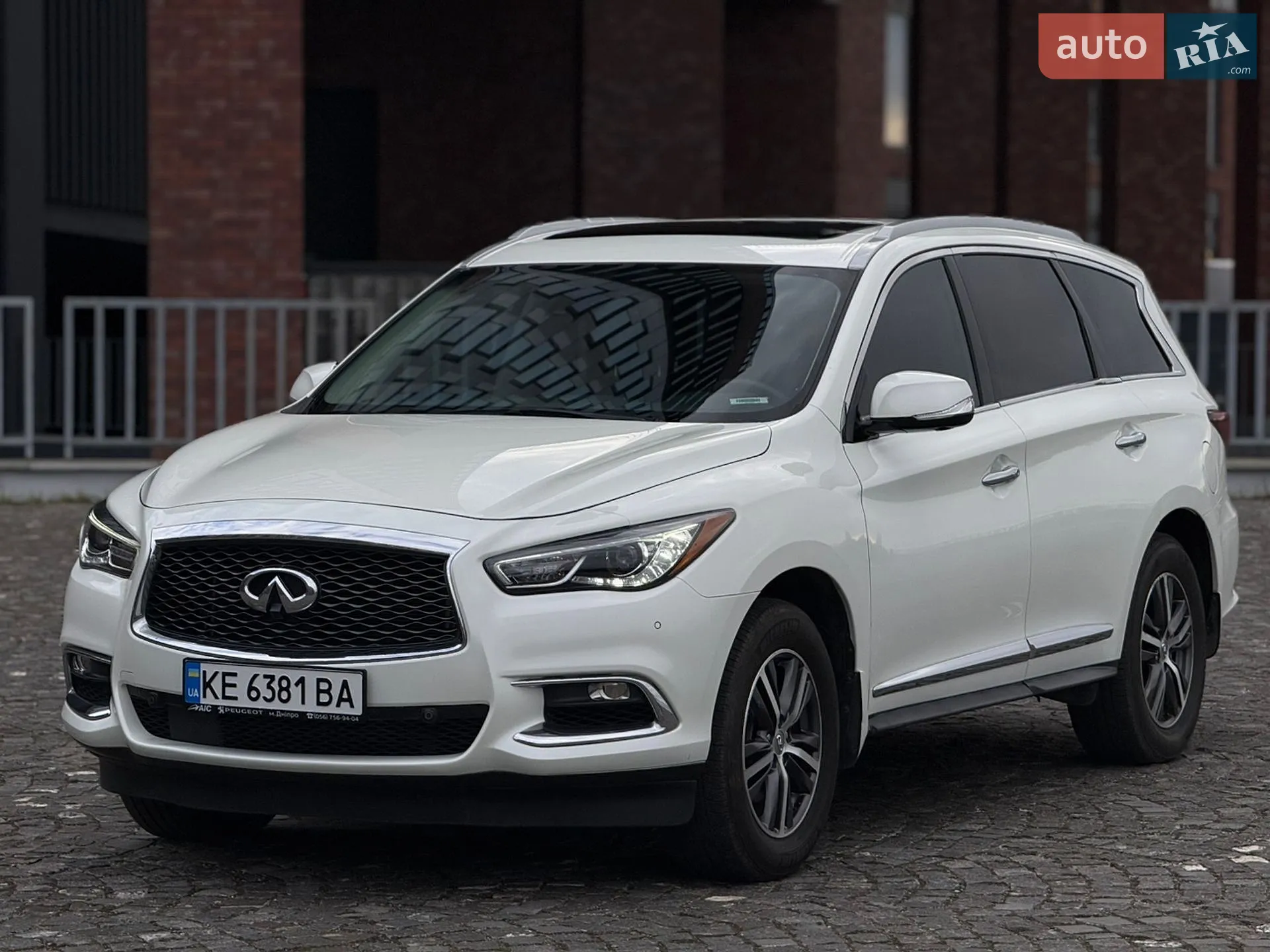 2019 Infiniti QX60 - фото 1
