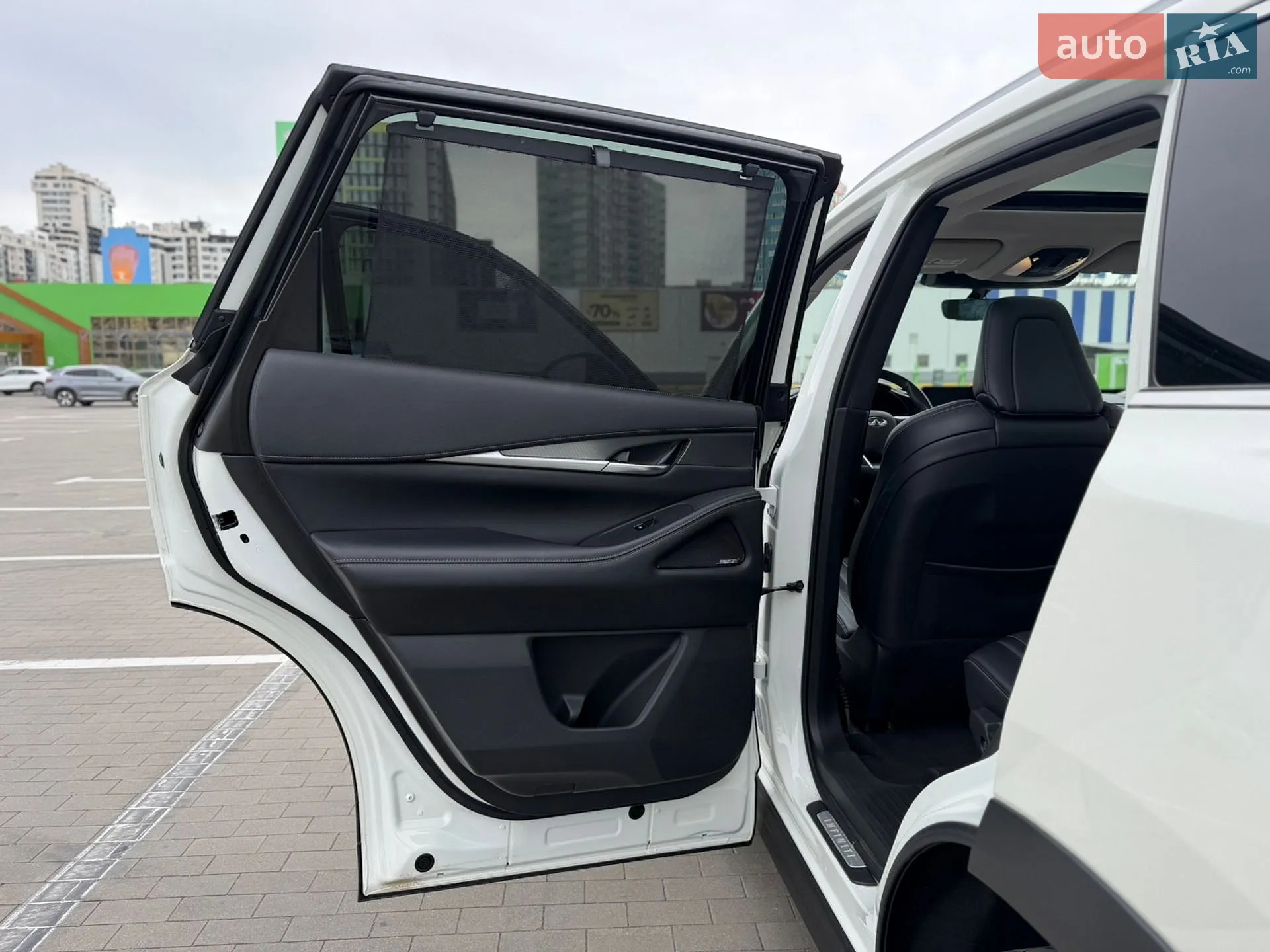 2023 Infiniti QX60 - мініатюра 38
