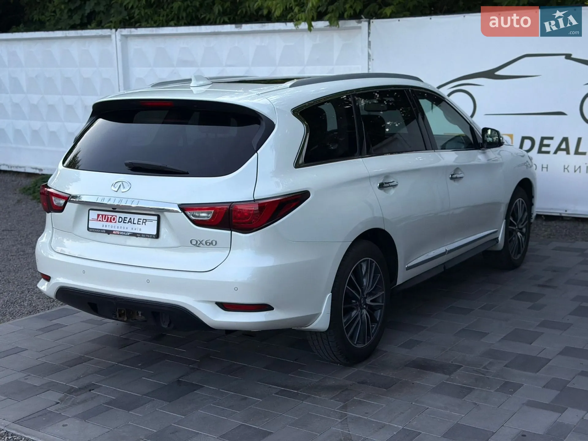 2017 Infiniti QX60 - мініатюра 7