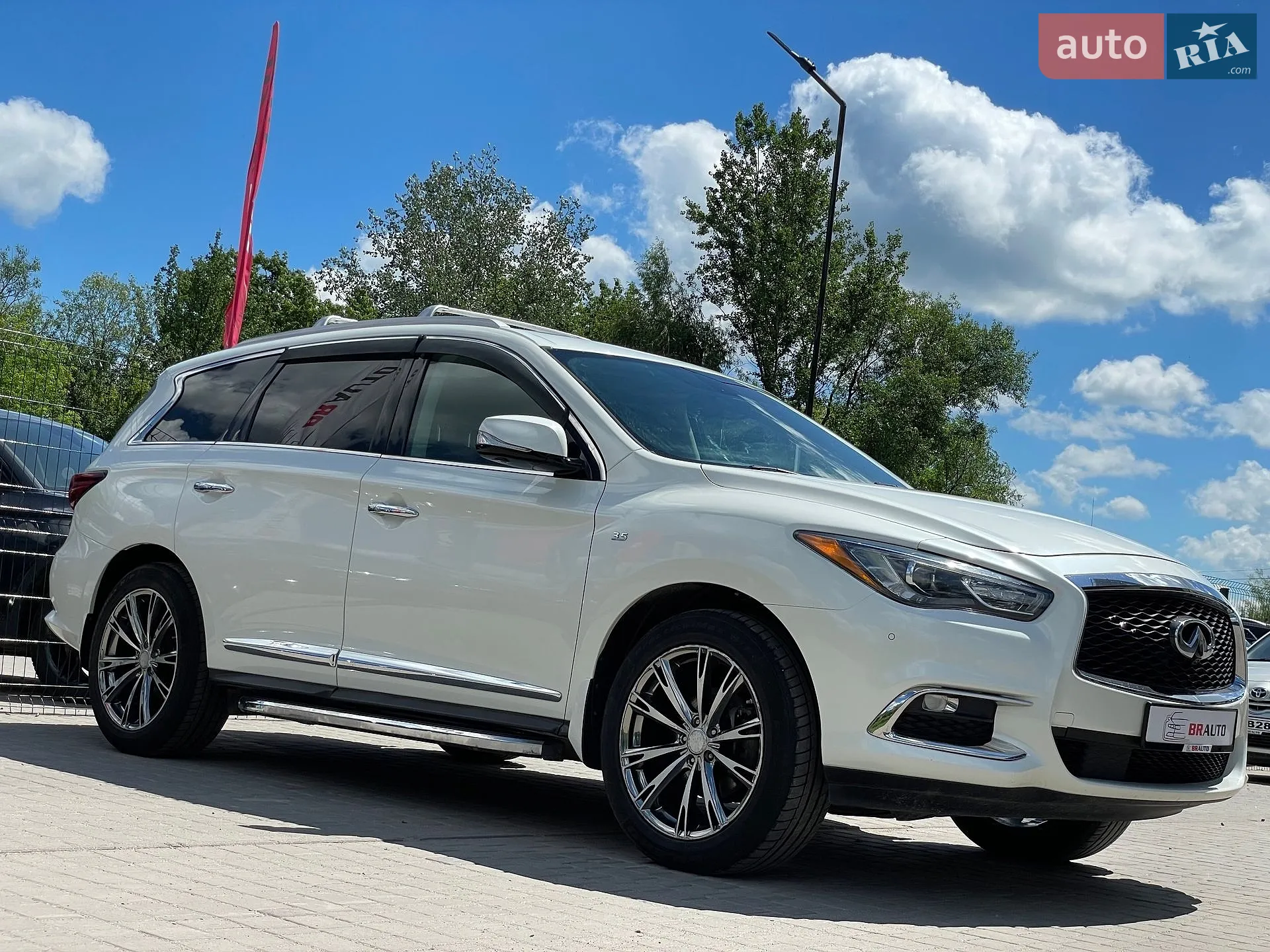 2017 Infiniti QX60 - мініатюра 6
