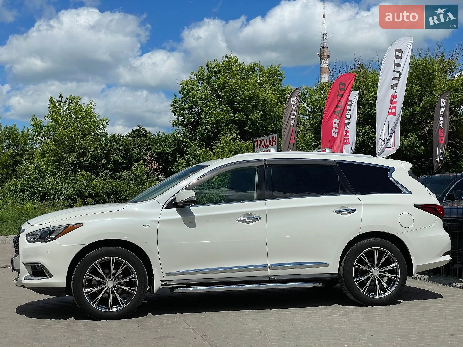 2017 Infiniti QX60 - мініатюра 12