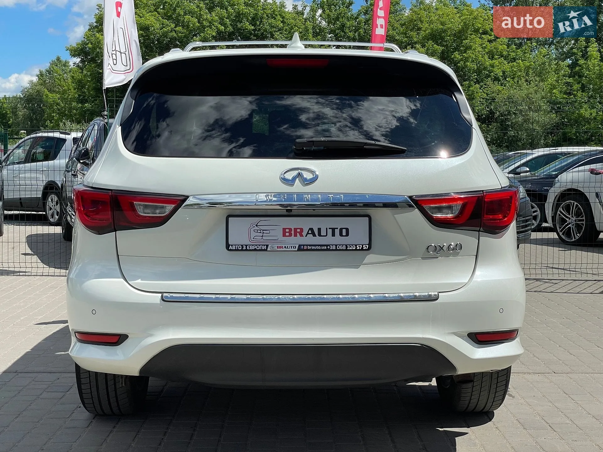 2017 Infiniti QX60 - мініатюра 16