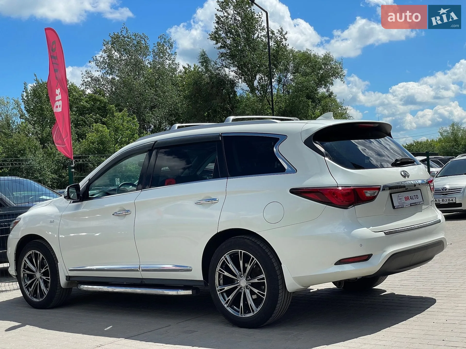 2017 Infiniti QX60 - мініатюра 17