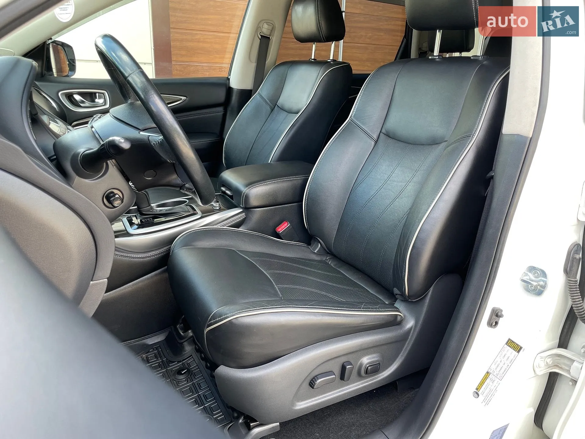 2017 Infiniti QX60 - мініатюра 25