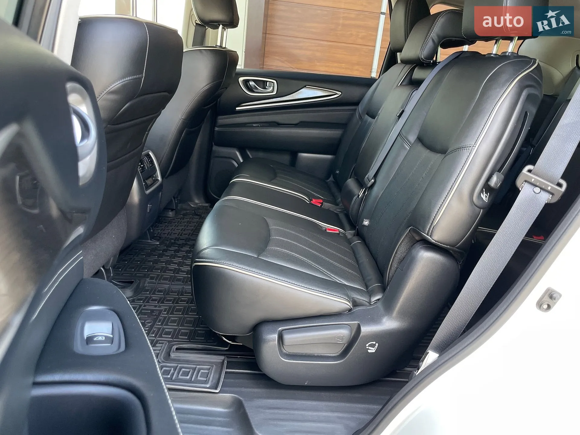 2017 Infiniti QX60 - мініатюра 28