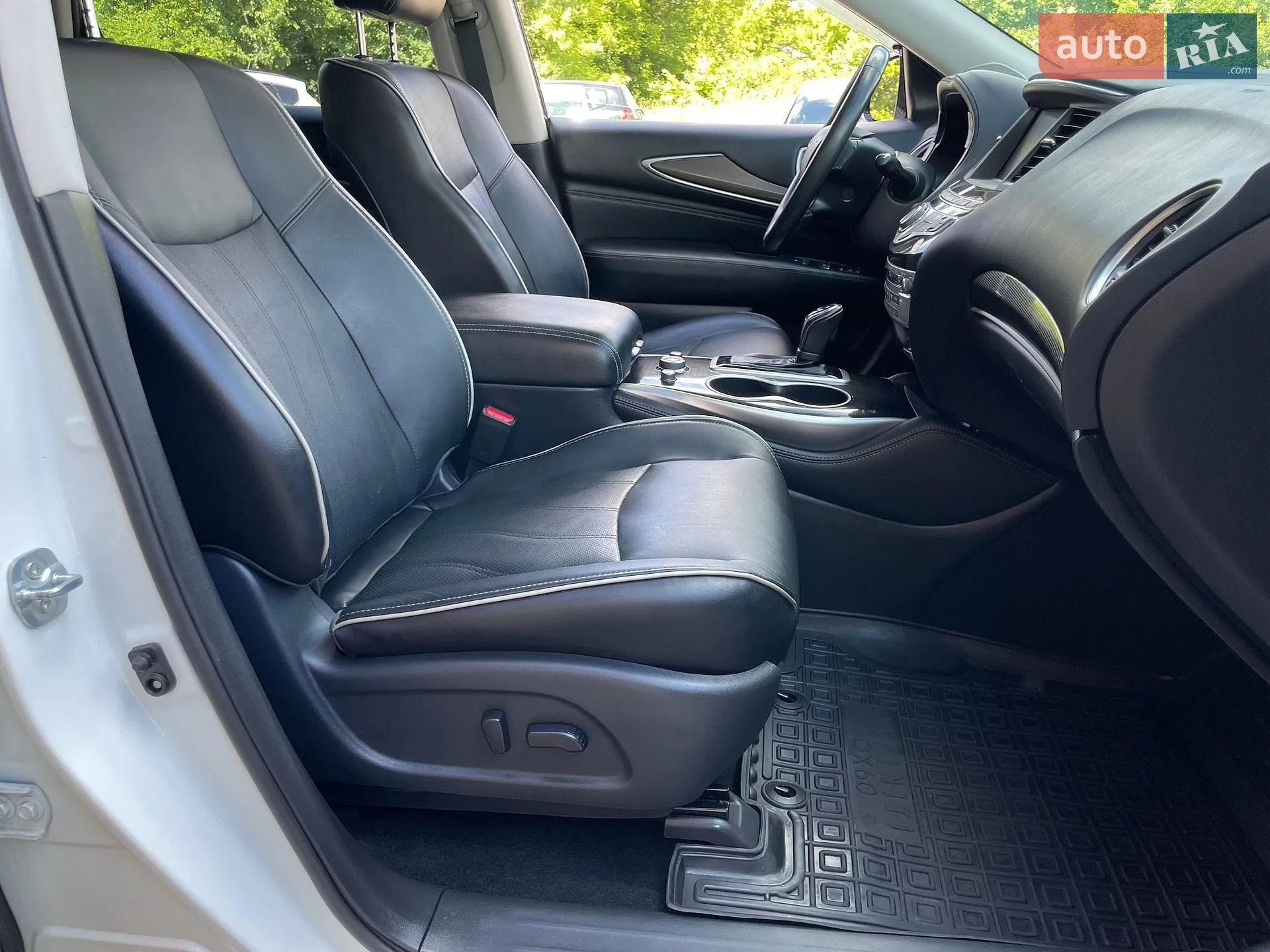 2017 Infiniti QX60 - мініатюра 39