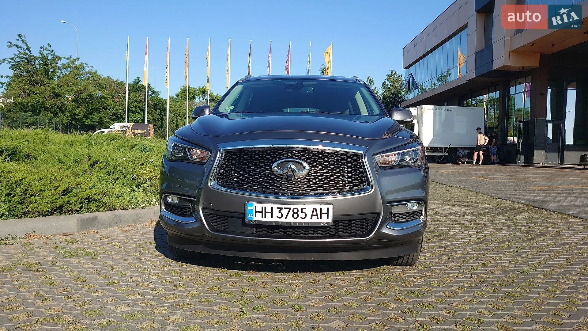 2019 Infiniti QX60 - мініатюра 2