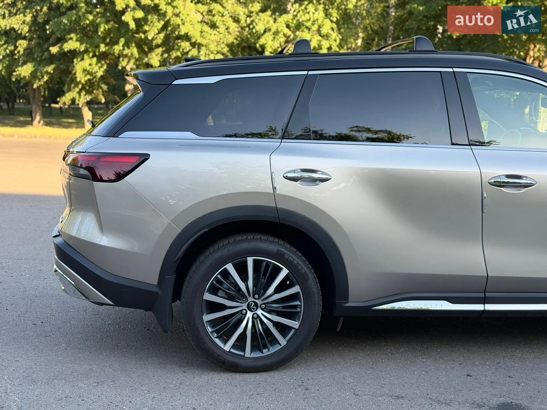 2022 Infiniti QX60 - мініатюра 12
