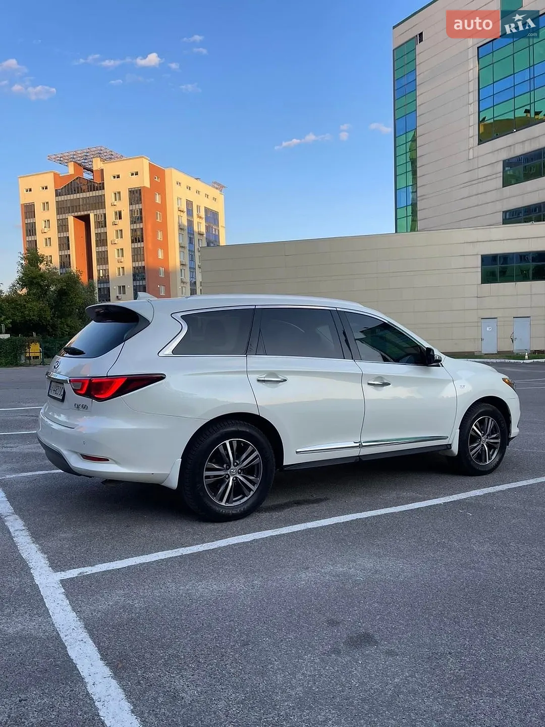 2016 Infiniti QX60 - мініатюра 2