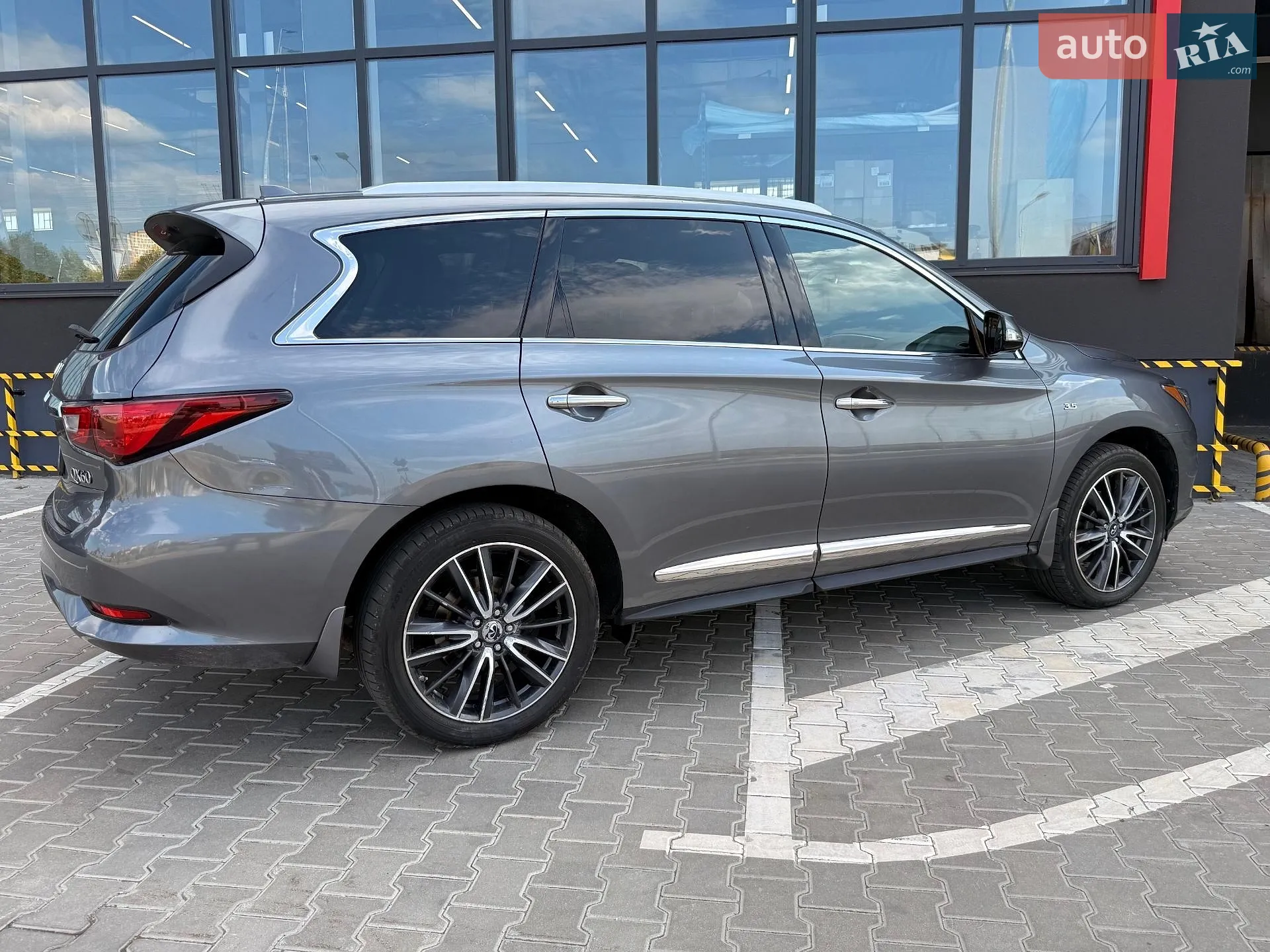 2016 Infiniti QX60 - мініатюра 20