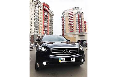 Внедорожник / Кроссовер Infiniti QX70 2014 в Киеве