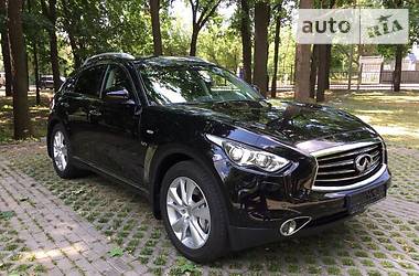 Внедорожник / Кроссовер Infiniti QX70 2016 в Киеве