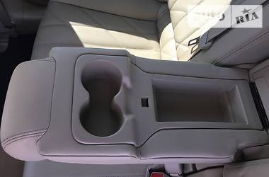 Позашляховик / Кросовер Infiniti QX70 2015 в 