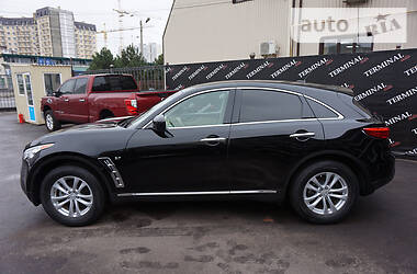 Внедорожник / Кроссовер Infiniti QX70 2015 в Одессе