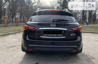 Позашляховик / Кросовер Infiniti QX70 2013 в 