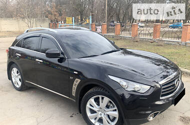 Позашляховик / Кросовер Infiniti QX70 2013 в 