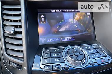 Позашляховик / Кросовер Infiniti QX70 2012 в 
