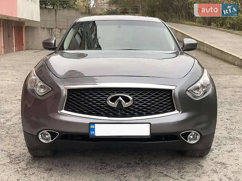 Позашляховик / Кросовер Infiniti QX70 2017 в Шепетівці