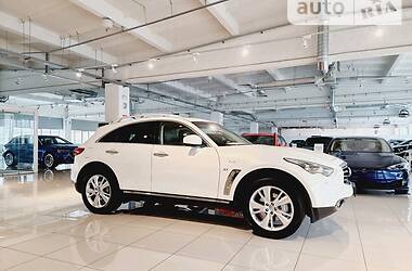 Внедорожник / Кроссовер Infiniti QX70 2017 в Киеве