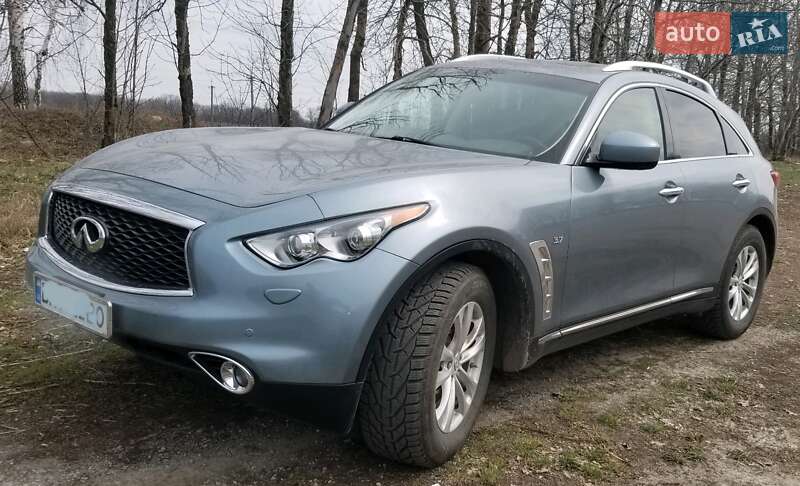Внедорожник / Кроссовер Infiniti QX70 2016 в Сумах