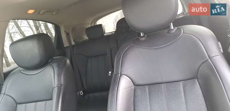 Внедорожник / Кроссовер Infiniti QX70 2016 в Сумах