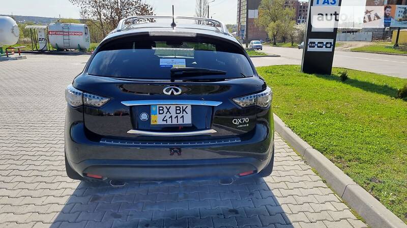 Позашляховик / Кросовер Infiniti QX70 2016 в Хмельницькому фото 13 Позашляховик / Кросовер Infiniti QX70 2016 в Хмельницькому