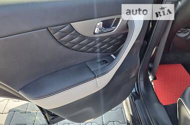 Внедорожник / Кроссовер Infiniti QX70 2016 в 