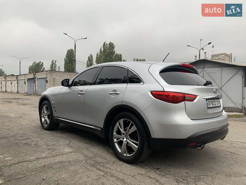 Внедорожник / Кроссовер Infiniti QX70 2017 в Запорожье