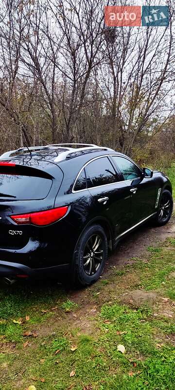 Внедорожник / Кроссовер Infiniti QX70 2014 в Харькове