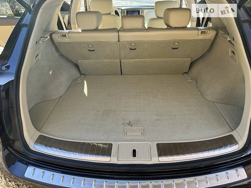 Позашляховик / Кросовер Infiniti QX70 2016 в Черкасах