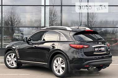 Позашляховик / Кросовер Infiniti QX70 2016 в Києві