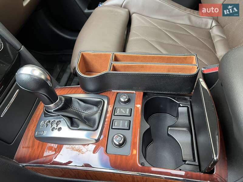 Позашляховик / Кросовер Infiniti QX70 2014 в Києві