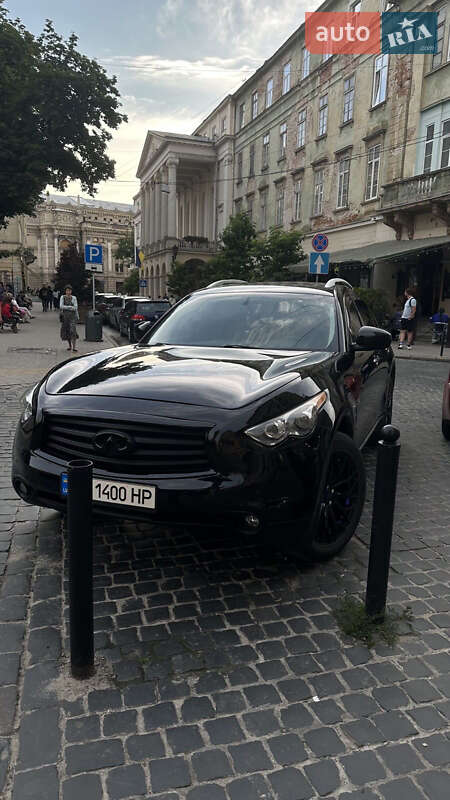 Внедорожник / Кроссовер Infiniti QX70 2015 в Ивано-Франковске