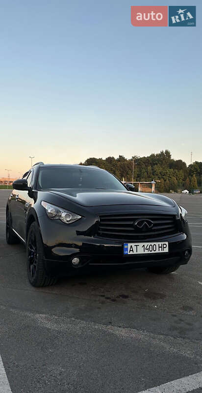 Infiniti QX70 2015