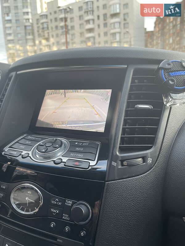 Внедорожник / Кроссовер Infiniti QX70 2017 в Чернигове