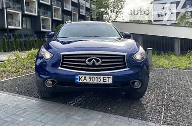 Позашляховик / Кросовер Infiniti QX70 2014 в Вишневому