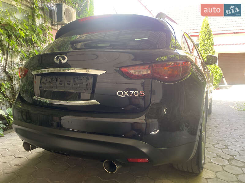 Внедорожник / Кроссовер Infiniti QX70 2015 в Днепре