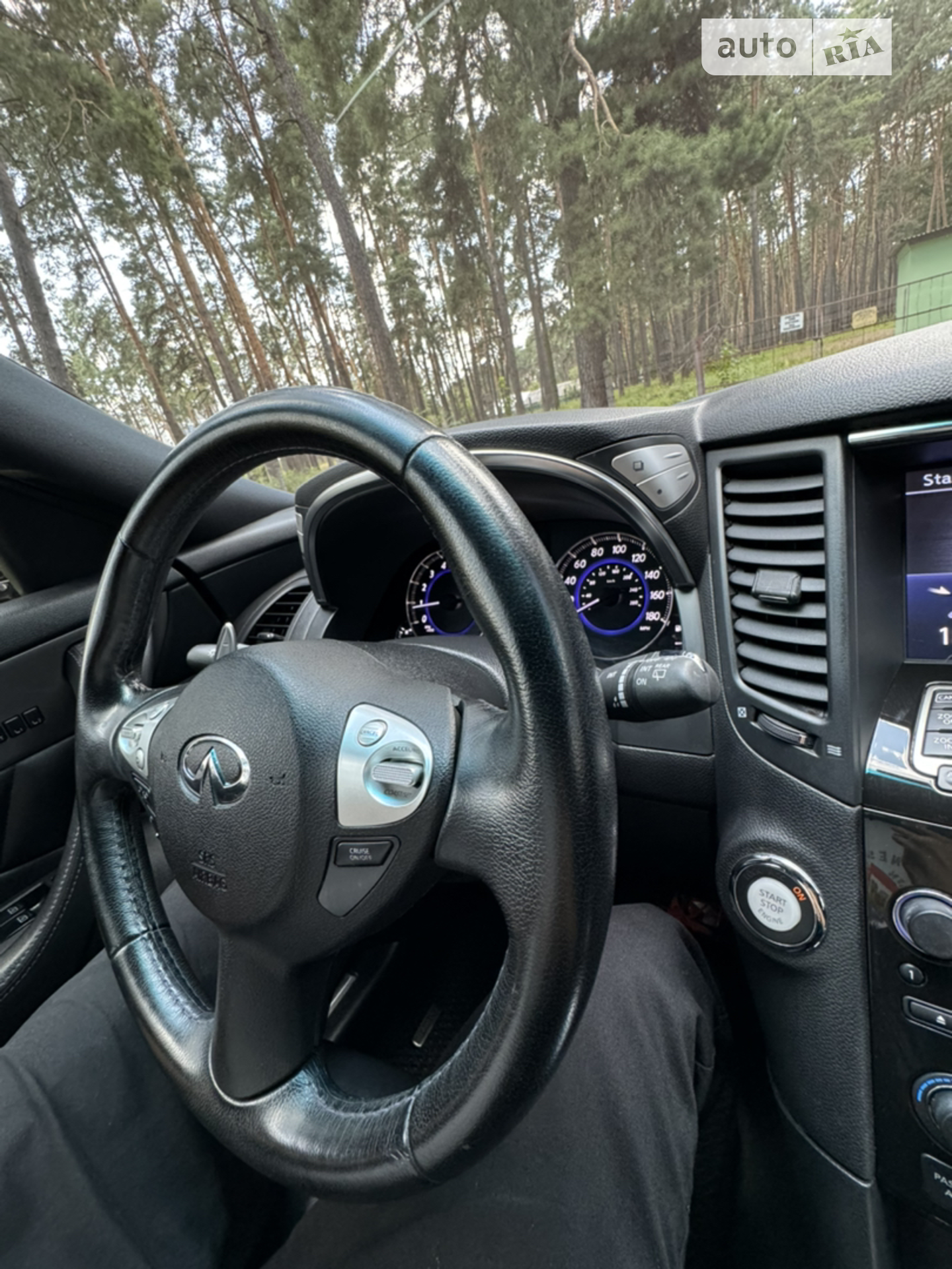 2015 Infiniti QX70 - мініатюра 11