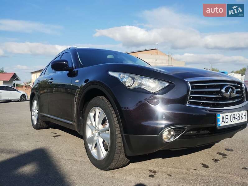 Позашляховик / Кросовер Infiniti QX70 2013 в Вінниці