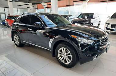 Позашляховик / Кросовер Infiniti QX70 2013 в Хмельницькому